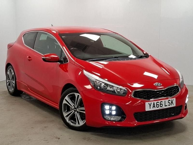 Red Used 2017 Kia ProCeed GT-Line Hatchback | £6,498 (Good price) - Image 1/4