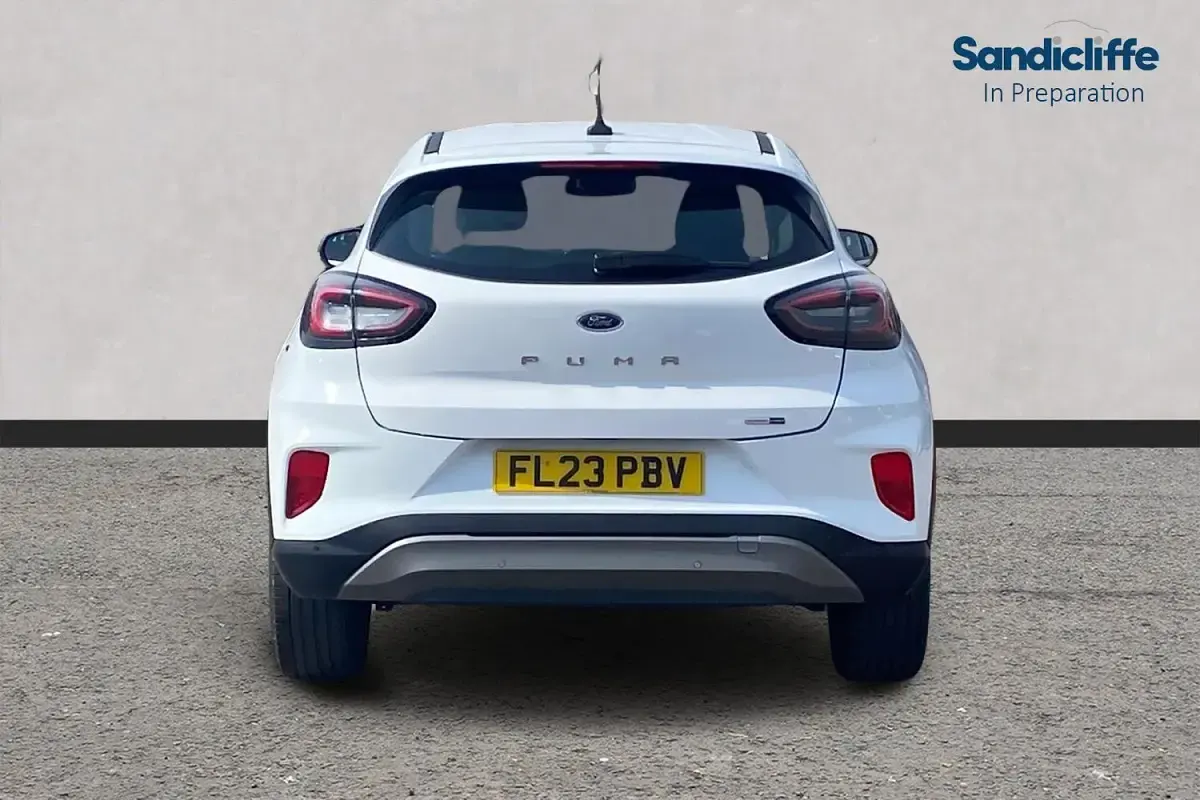 Used Ford Puma Titanium 125 HP (91 kW) 2023 White SUV