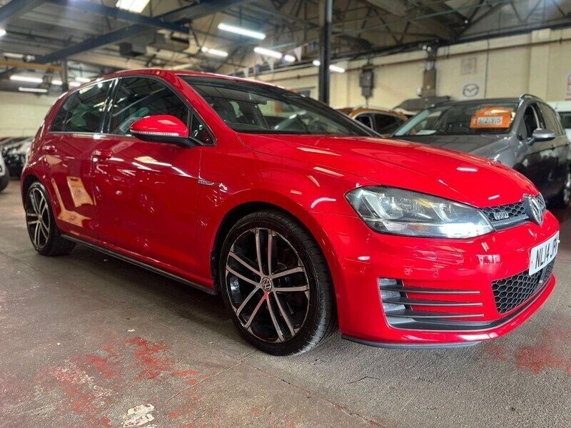 Red Used 2014 VW Golf VII GTD Hatchback | £9,900 (Fair price) - Image 1/4