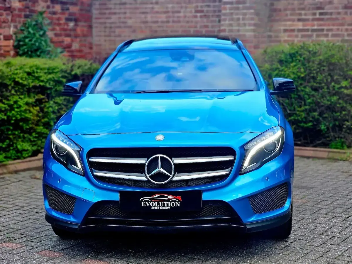 Used Mercedes GLA220 AMG line 2015 Blue SUV