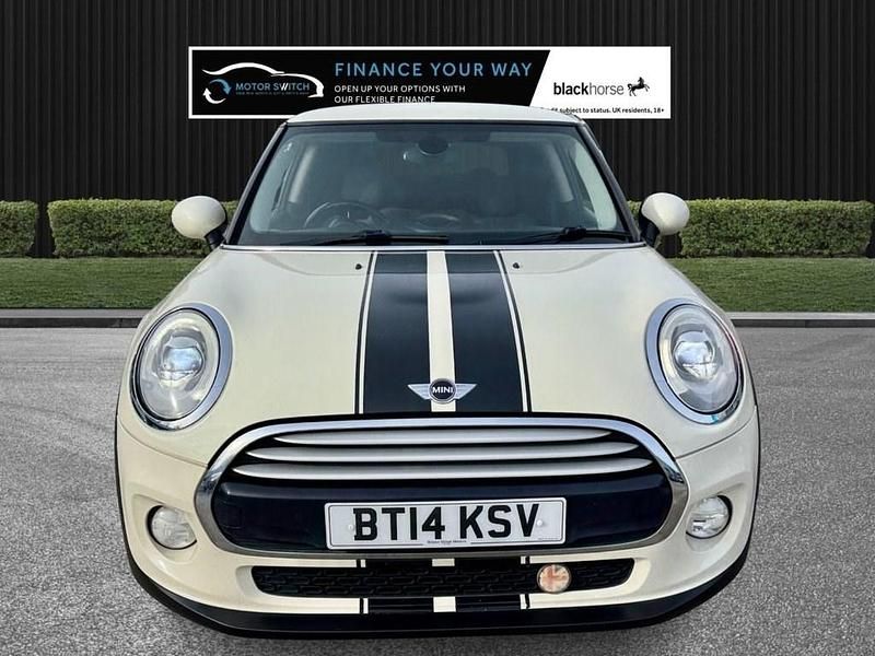 Used Mini Cooper Hatch 136 HP (100 kW) 2014 White Hatchback