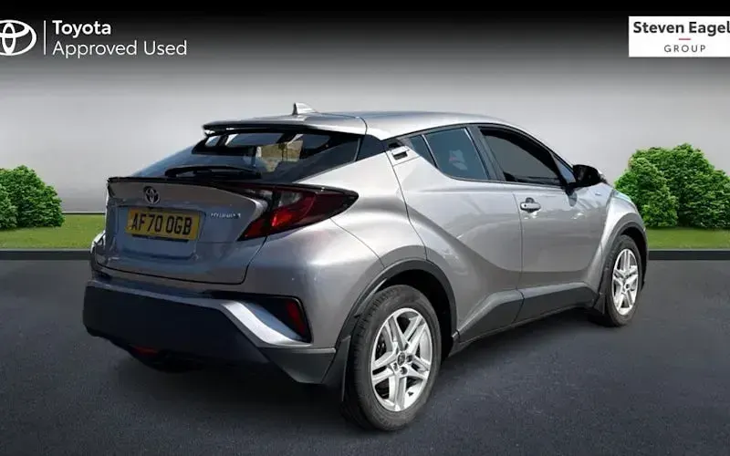 Used Toyota C-HR 122 HP (89 kW) 2023 SUV