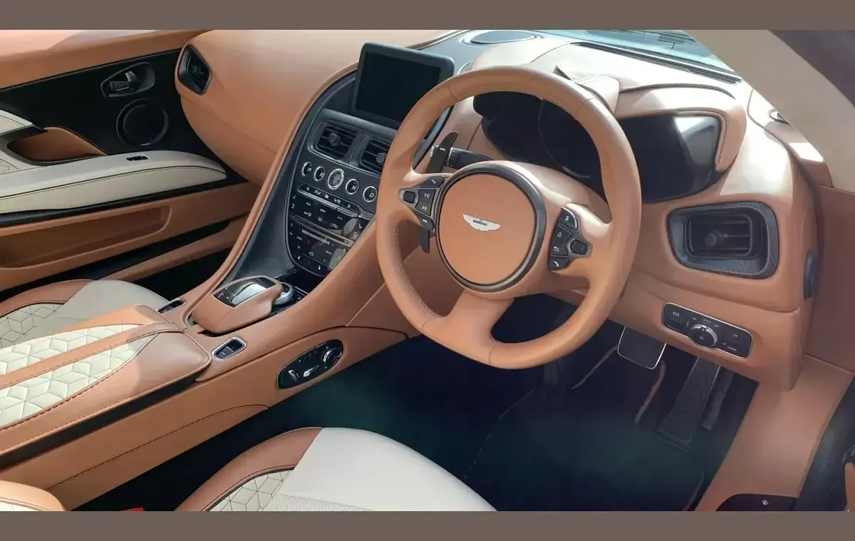 Used Aston Martin DBS 715 HP (525 kW) 2020 Green Cabriolet