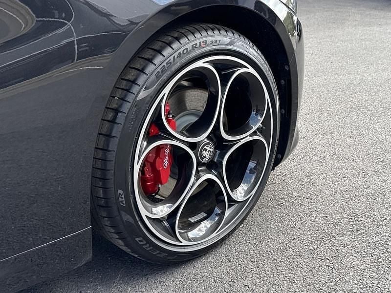 New Alfa Romeo Giulia Sprint 276 HP (202 kW) 2026 Vulcano black 408 Sedan