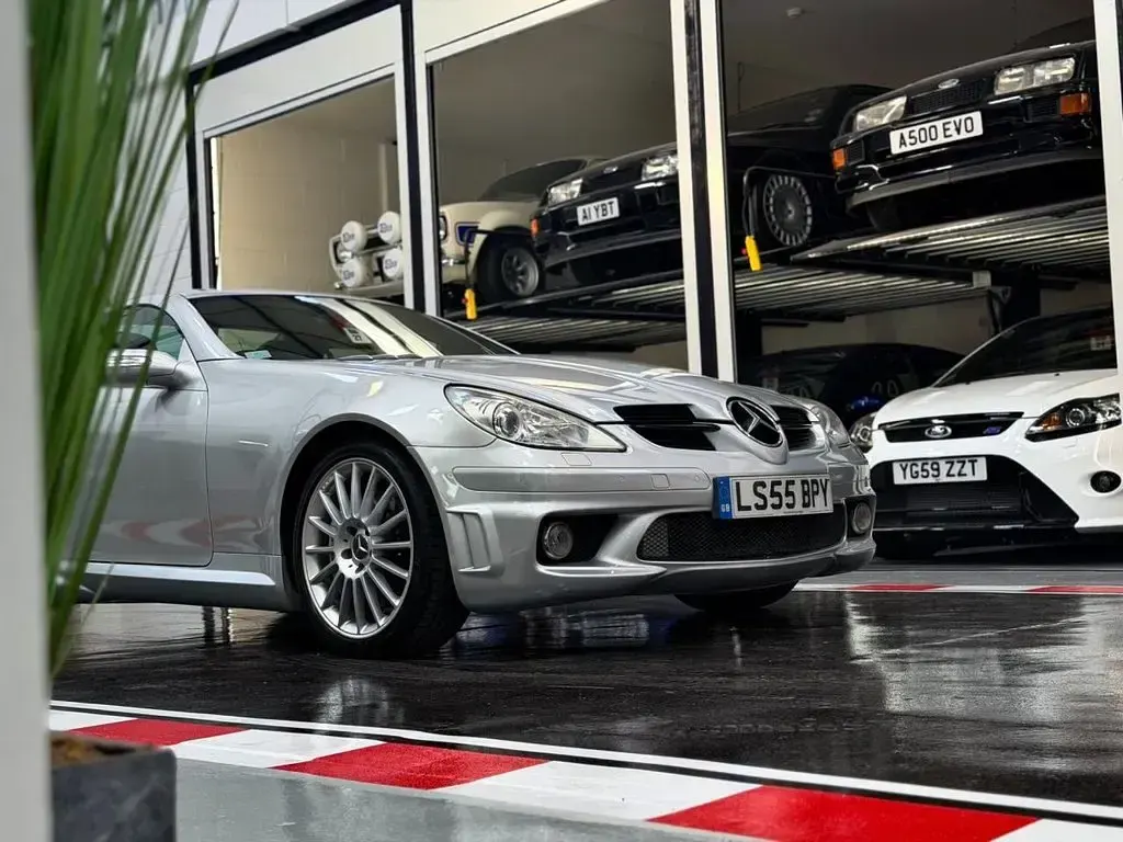 Used Mercedes SLK55 AMG AMG 360 HP (264 kW) 2005 Silver Cabriolet