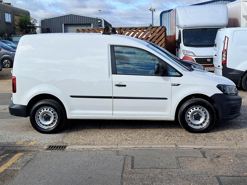 Used VW Caddy Startline 102 HP (75 kW) 2019 White MPV