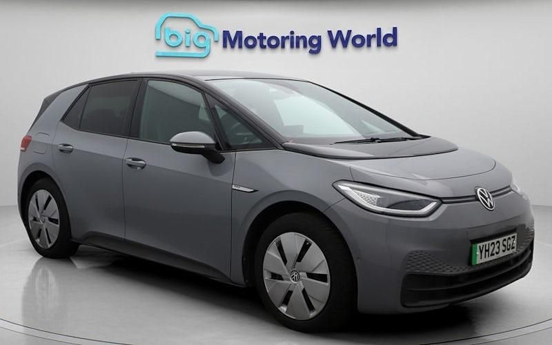 Used 2022 VW ID.3 Pro Performance Hatchback | £16,300 (A bit pricey) - Image 1/4