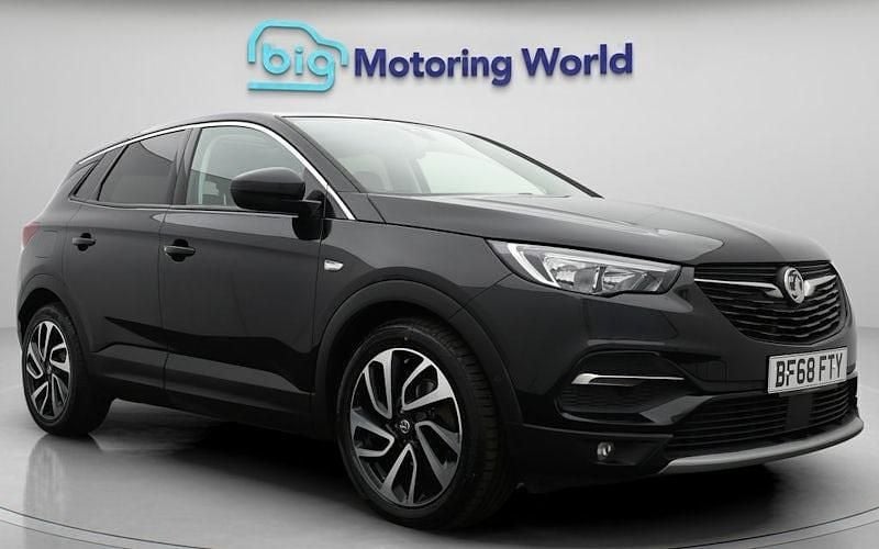 Used Vauxhall Grandland X Elite 120 HP (88 kW) 2018 Black SUV