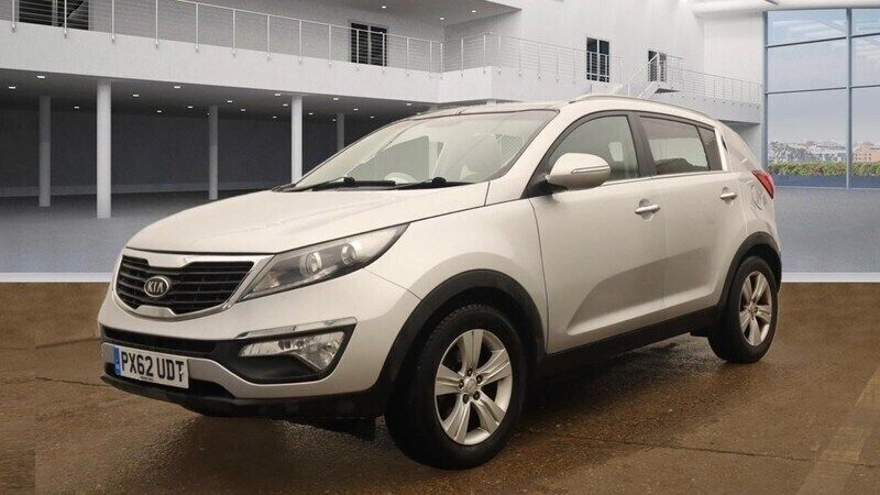 Silver Used 2012 Kia Sportage 2 SUV | £3,995 (Good price) - Image 1/4