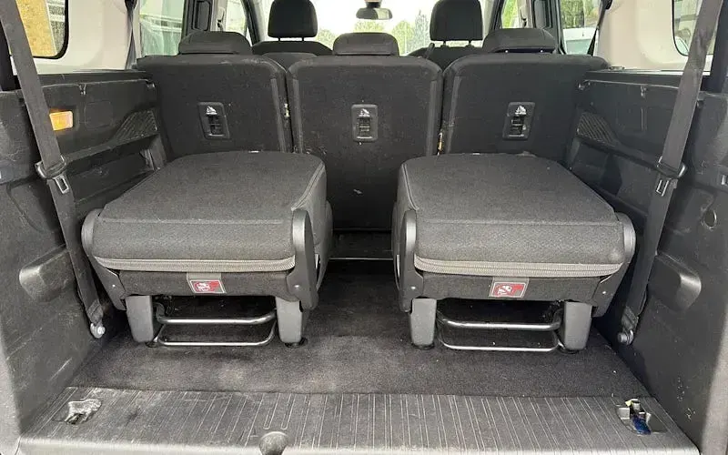 Used Vauxhall Combo Elite 131 HP (96 kW) 2021 Blue MPV