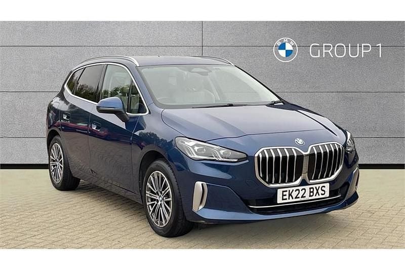 Phytonic blue Used 2022 BMW 220 Luxury Line | £23,738 (Good price) - Image 1/4