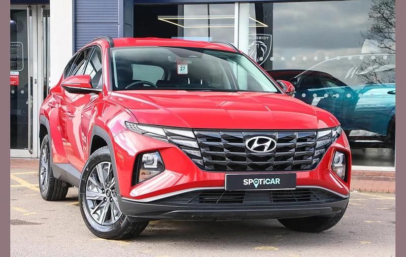 Used Hyundai Tucson SE 227 HP (166 kW) 2023 Red SUV