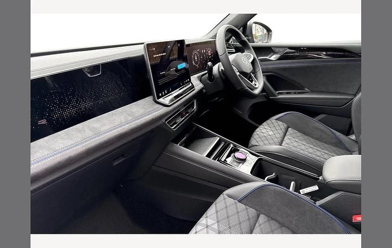 New VW Tiguan R-line 150 HP (110 kW) 2026 Grey SUV