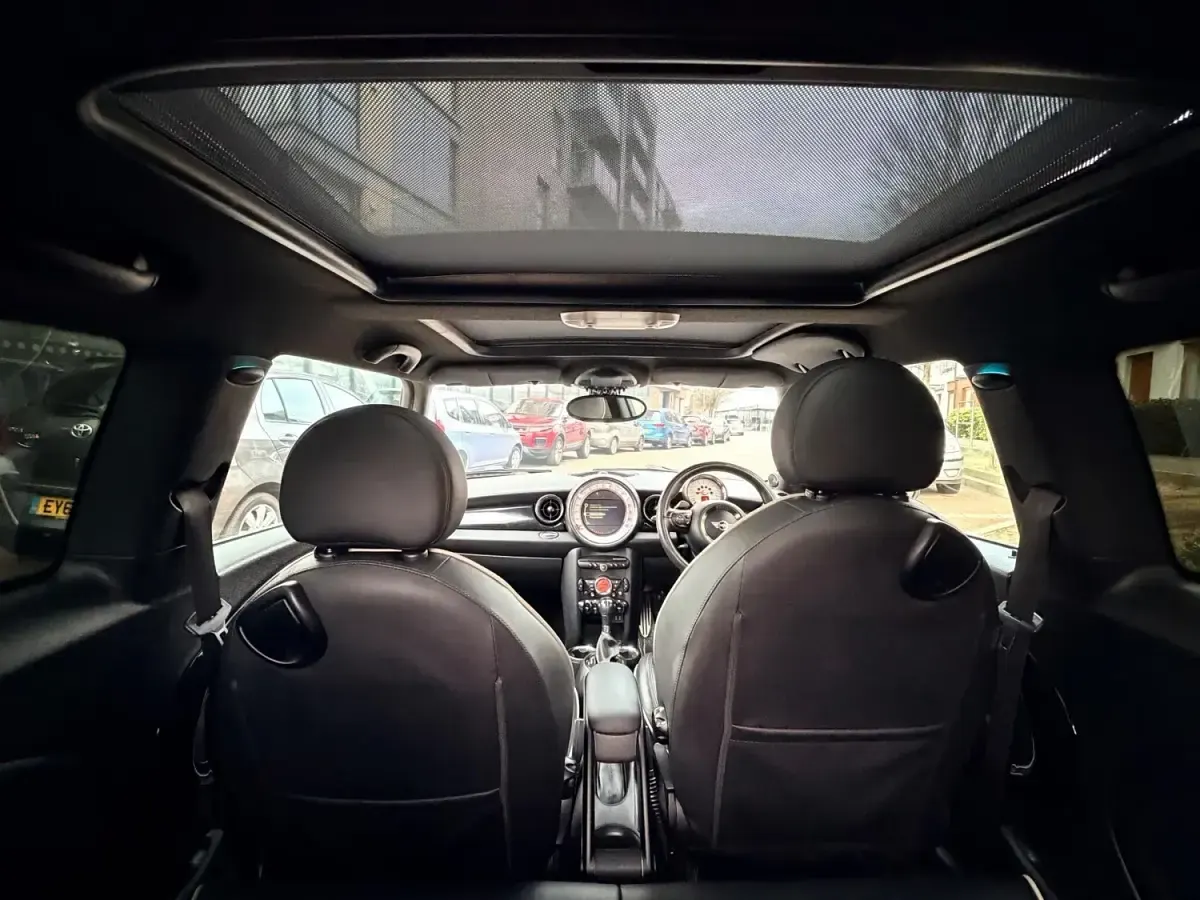 Usado Mini Cooper S Hatch 184 HP (135 kW) 2010 Cinzento Citadino