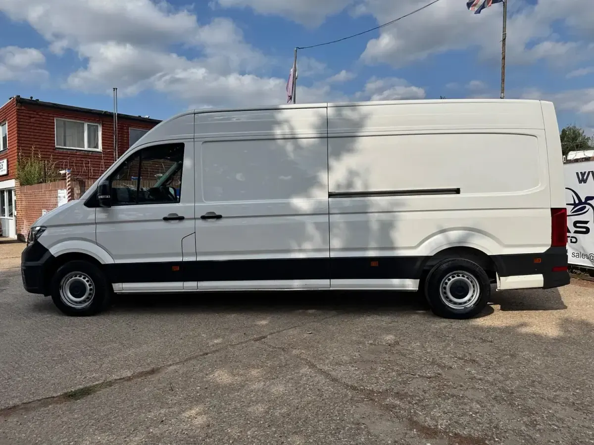 Used VW Crafter Startline 140 HP (102 kW) 2022 White Van