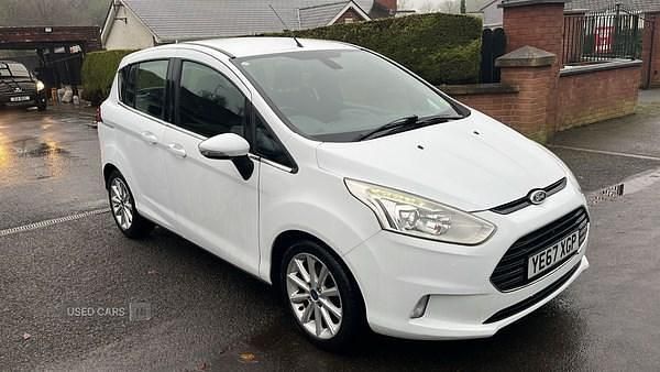 Used Ford B-MAX Titanium 2017 White MPV