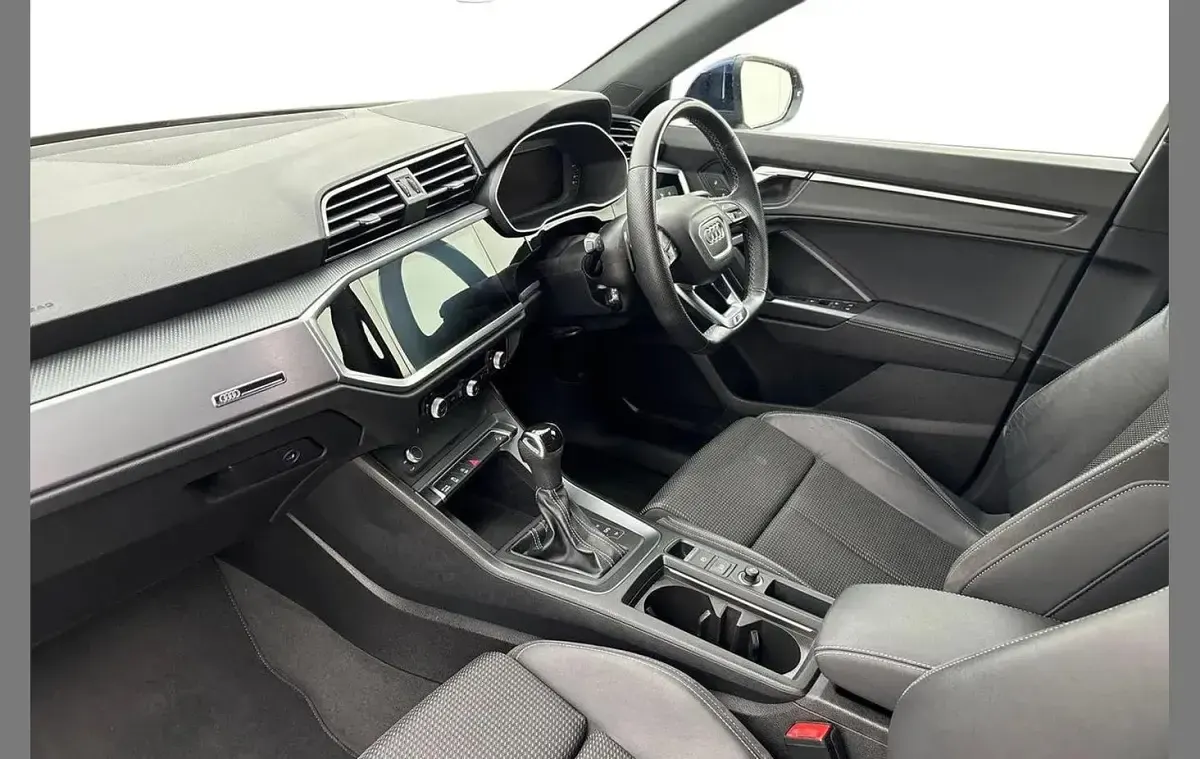 Used Audi Q3 S-Line 150 HP (110 kW) 2022 Blue SUV