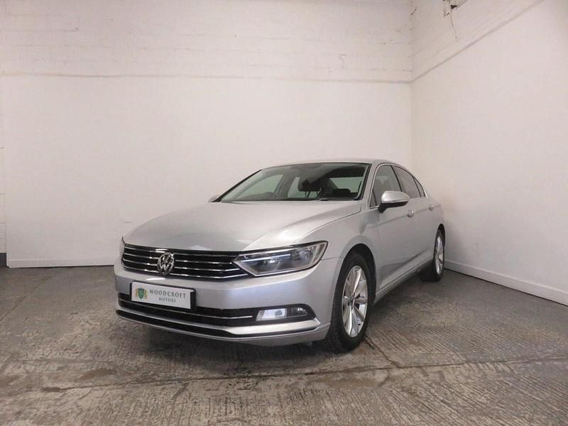 Used VW Passat SE 120 HP (88 kW) 2016 Silver Sedan