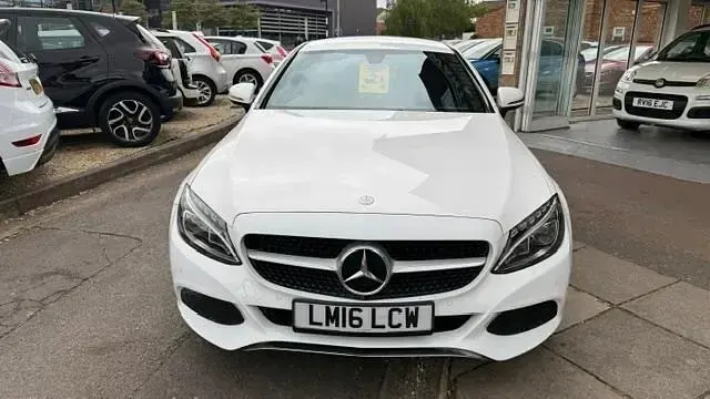 Used Mercedes C220 170 HP (125 kW) 2016 Polar white Coupe