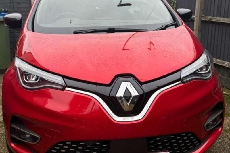 Red Used 2023 Renault Zoe Techno Hatchback | £11,495 (Fair price) - Image 1/1