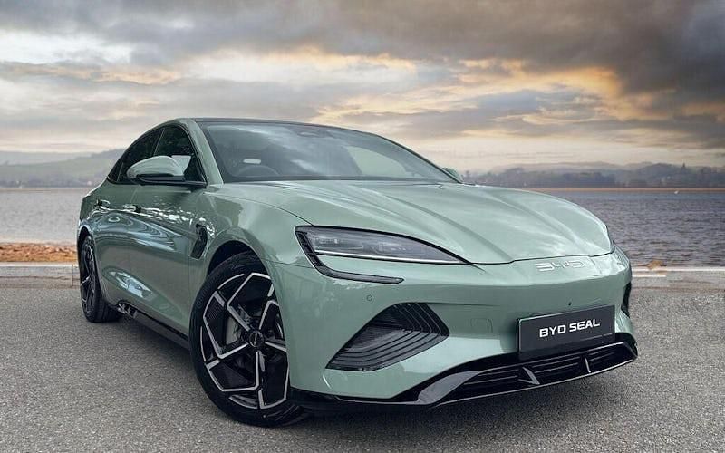 New BYD Seal Design 230 kW (313 HP) 2026 Sedan