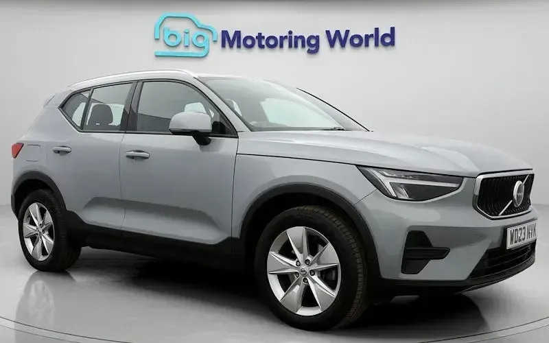Used Volvo XC40 Core 163 HP (119 kW) 2026 SUV
