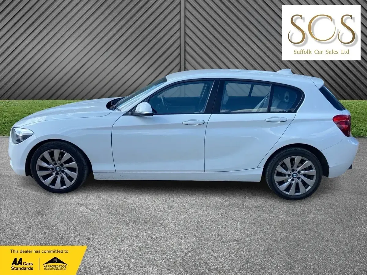 Used BMW 118 Comfort Edition 170 HP (125 kW) 2013 White Hatchback