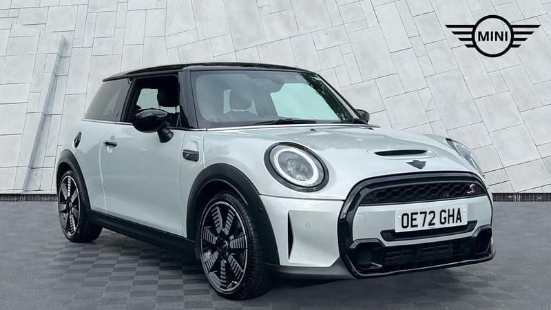 Silver Used 2022 Mini Cooper S Exclusive Hatchback | £21,492 (Fair price) - Image 1/4