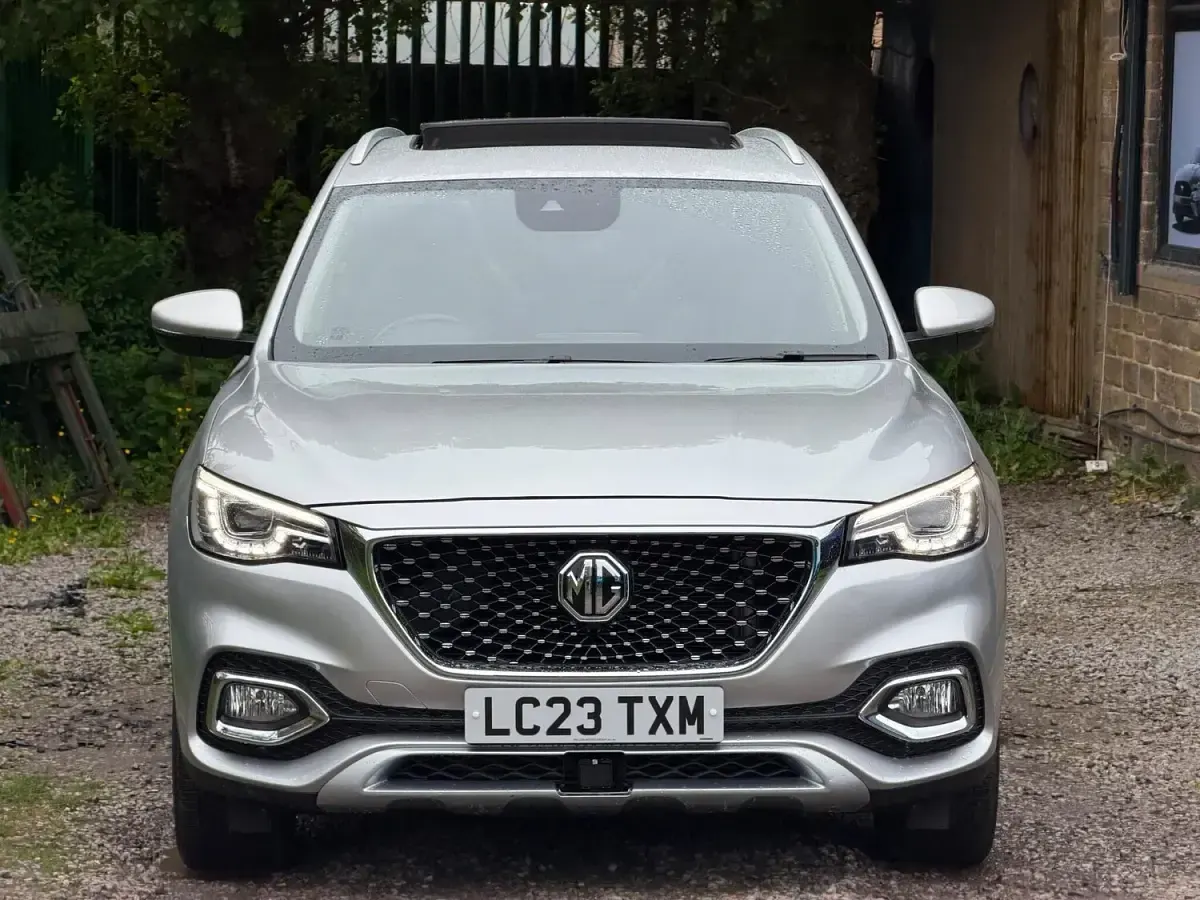 Used MG HS Exclusive 162 HP (119 kW) 2023 Silver SUV