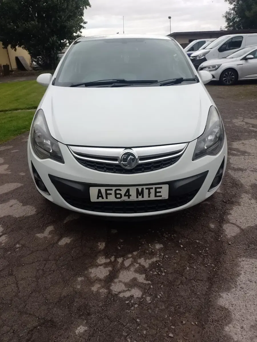 Używany Vauxhall Corsa Sportive 95 KM (69 kW) 2014 Biały Van