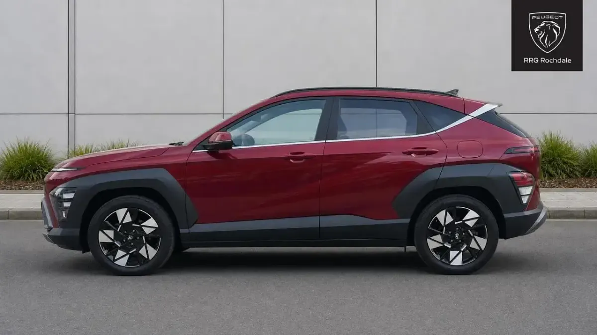 Used Hyundai Kona Advanced 139 HP (102 kW) 2024 Red SUV