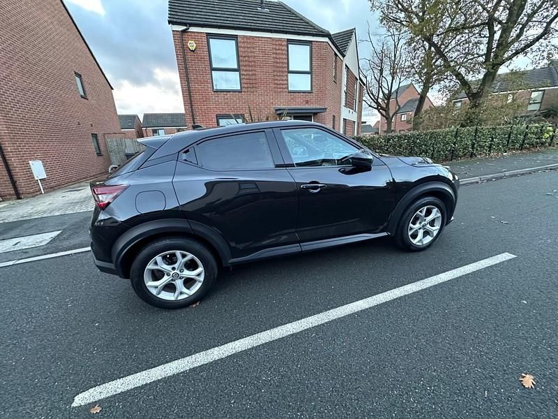 Black Used 2021 Nissan Juke N-Connecta SUV | £9,950 (Super price) - Image 1/4