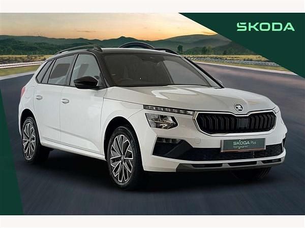 Moon white Used 2025 Skoda Kamiq Design Edition SUV | £21,990 (Expensive) - Image 1/3