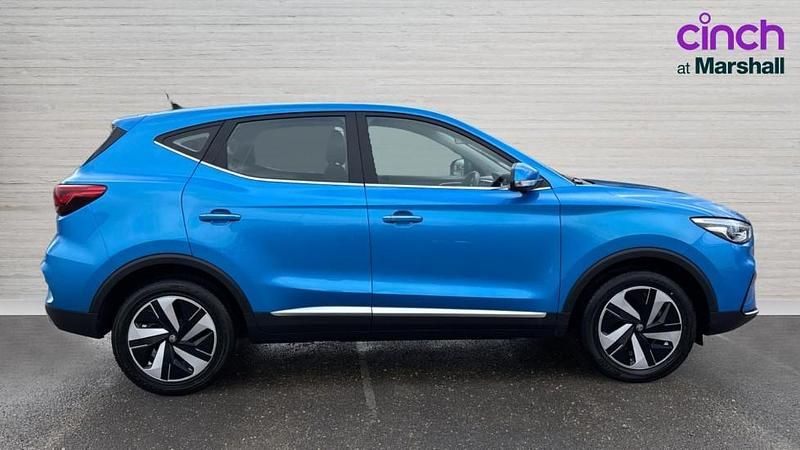 Used MG ZS SE 114 kW (156 HP) 2023 Blue SUV
