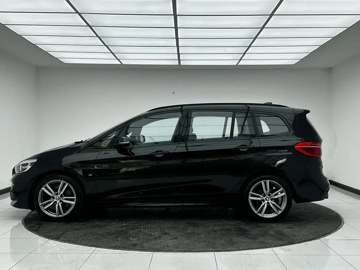 Used BMW 220 M Sport 192 HP (141 kW) 2018 Black MPV