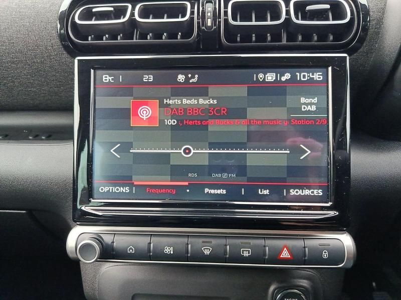 Used Citroën C3 Aircross PureTech 108 HP (79 kW) 2022 White SUV