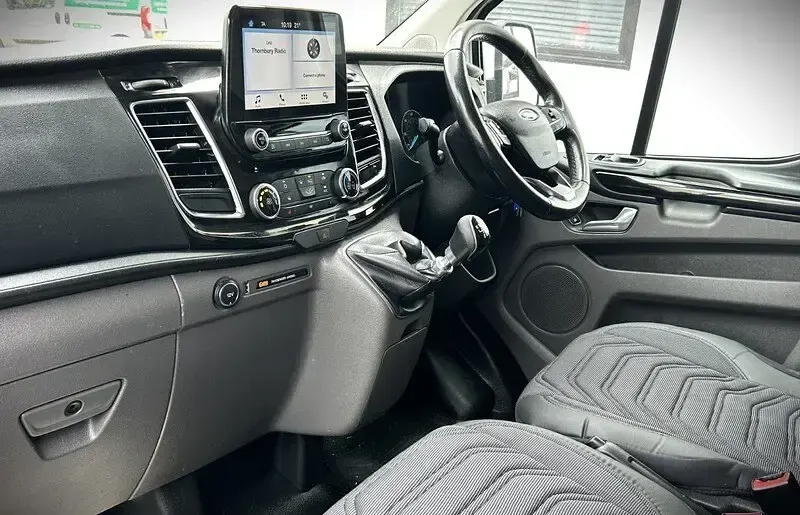 Used Ford Transit Custom Limited 2019 White Van