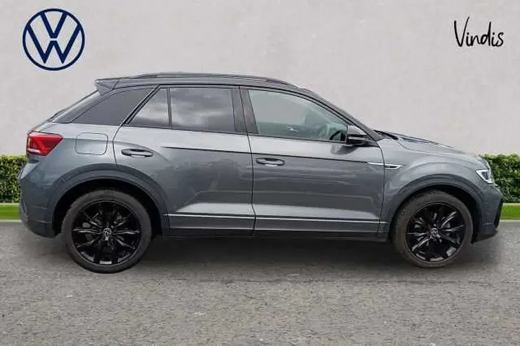 Used VW T-Roc R-line 150 HP (110 kW) 2024 Grey SUV