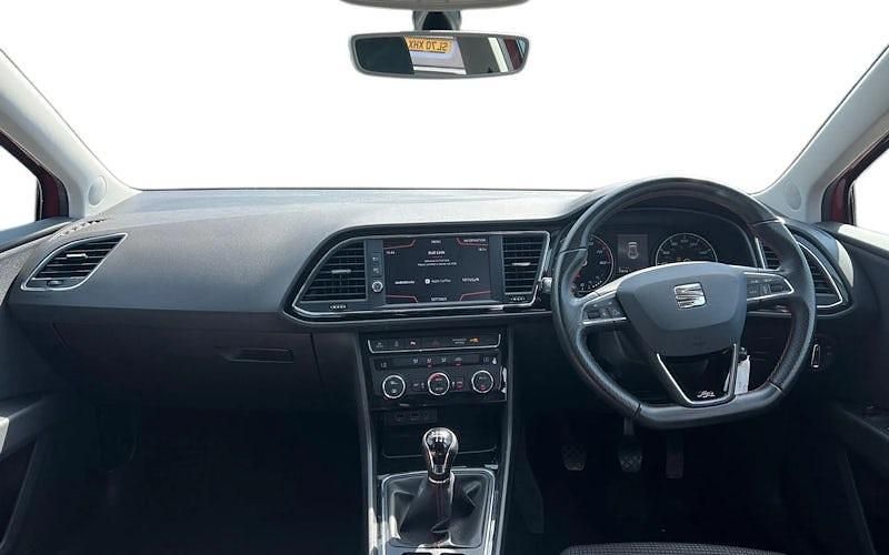 Used Seat Leon FR 131 HP (96 kW) 2019 Red Hatchback