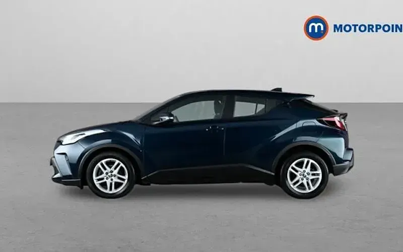 Used Toyota C-HR 122 HP (89 kW) 2023 Blue SUV