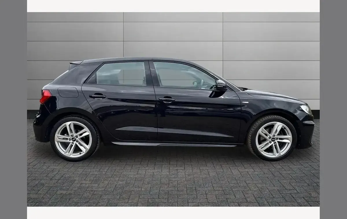 Used Audi A1 S-Line 110 HP (80 kW) 2022 Black SUV