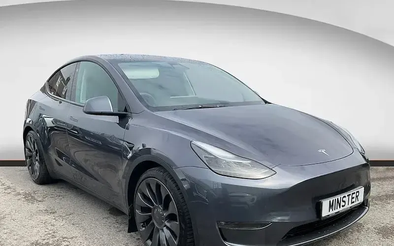 Używany Tesla Model Y Performance 317 kW (432 KM) 2024 SUV