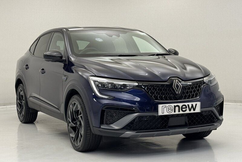 Id metallic midnight blue Used 2024 Renault Arkana SUV | £22,250 (Expensive) - Image 1/4