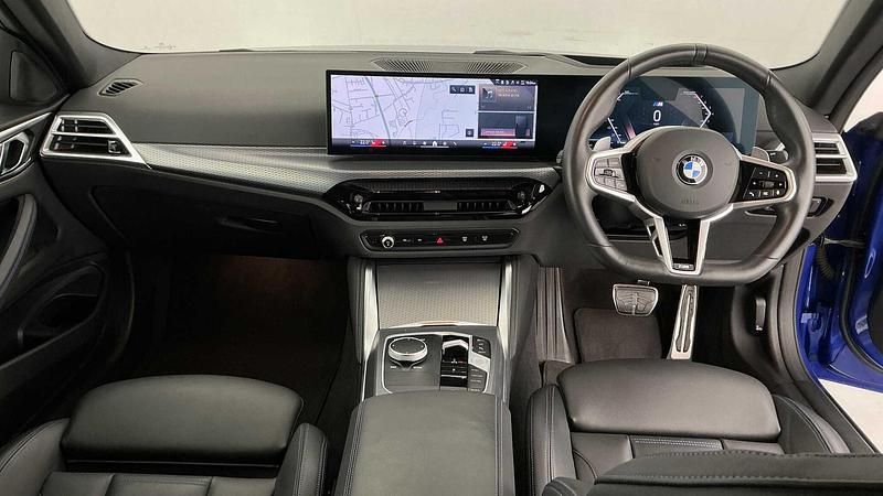 Begagnad BMW 420 M Sport 181 HK (133 kW) 2024 Blå Sportkupé