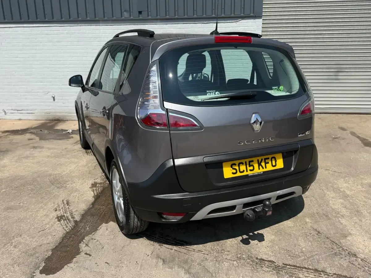 Used Renault Scénic III Dynamique 110 HP (80 kW) 2015 Grey MPV