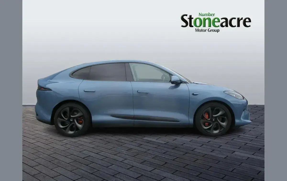Used MG IM6 553 kW (752 HP) 2025 Blue SUV