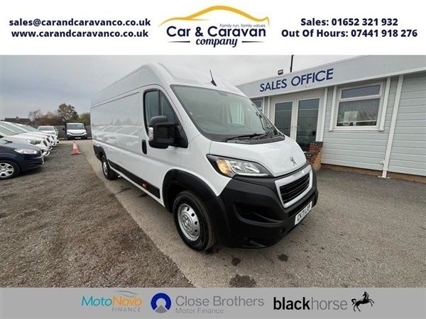 White Used 2021 Peugeot Boxer S Van | £11,976 (Fair price) - Image 1/1