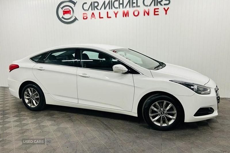 White Used 2016 Hyundai i40 Sedan | £4,900 (Fair price) - Image 1/1
