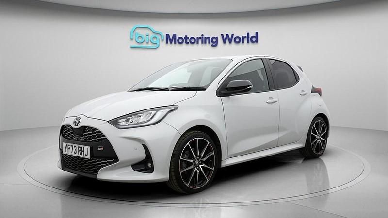 Used Toyota Yaris Hybrid Sport 116 HP (85 kW) 2023 Grey Hatchback