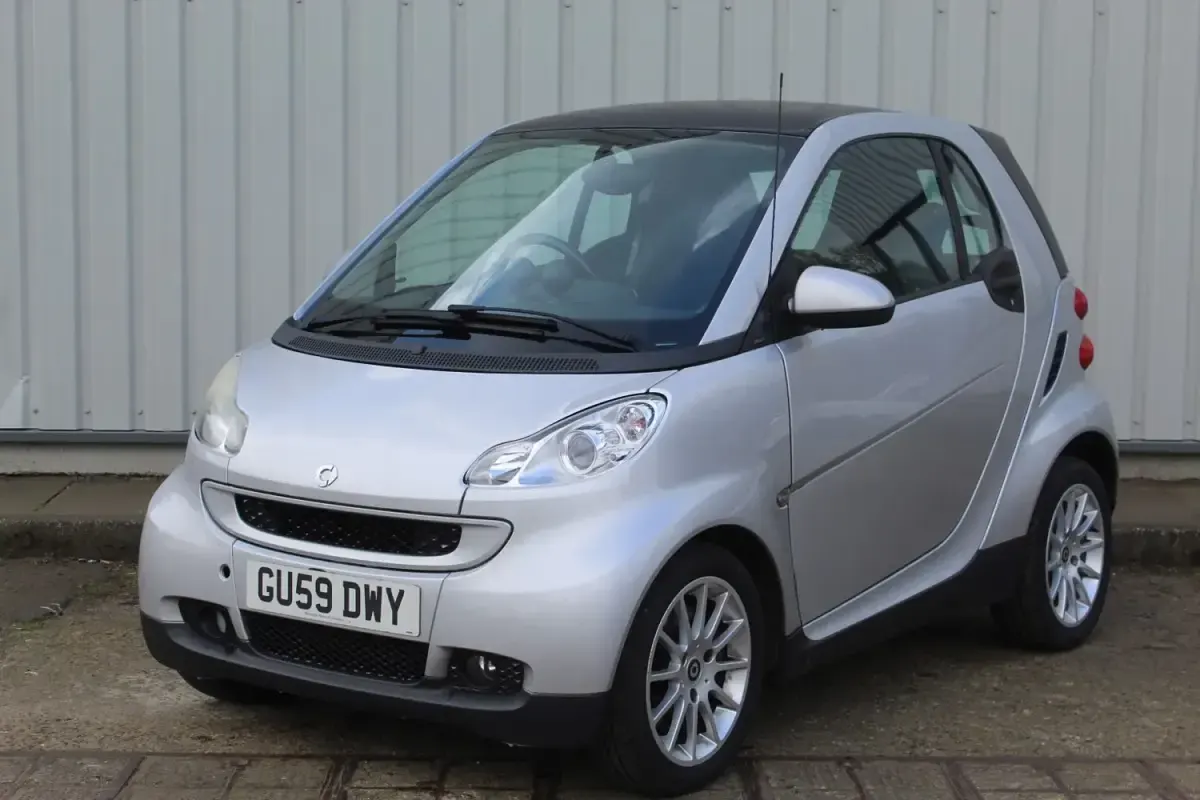 Used Smart ForTwo Coupé Passion 2009 Silver Coupe
